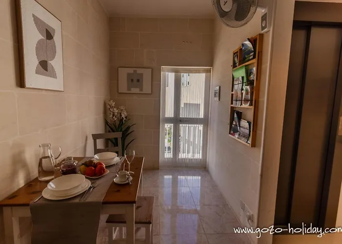 Apartment Sea Steps 3 *