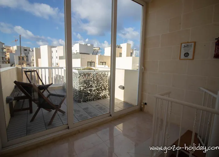 Sea Steps 3 Apartment