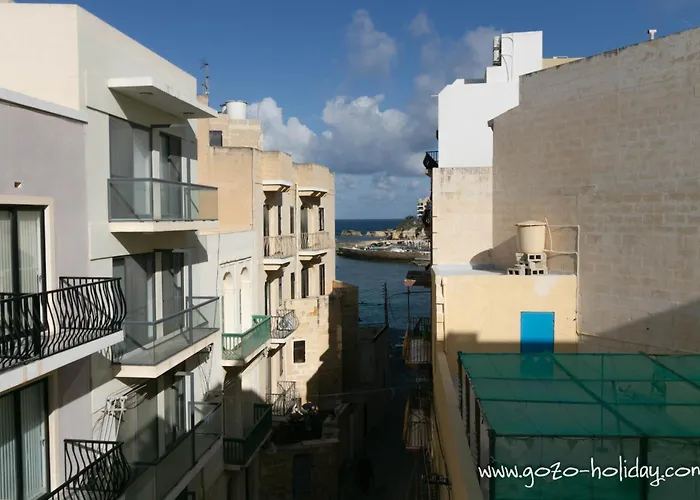 Διαμέρισμα Sea Steps 3 *